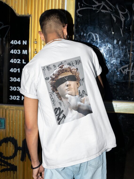 Marca de ropa v hotsell